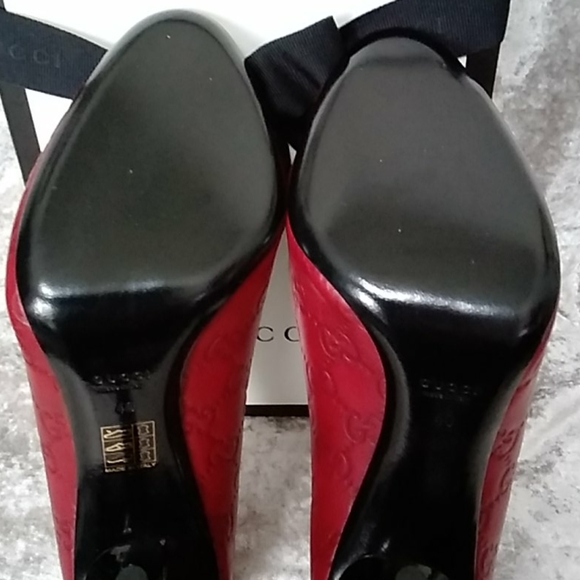 Gucci Heels - Picture 5 of 7